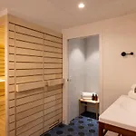 Quinzerie 4*